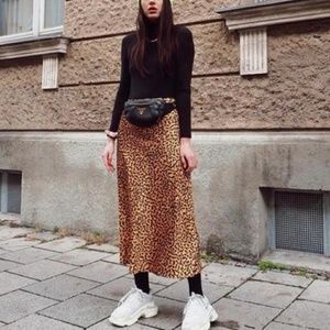 & other stories leopard midi skirt